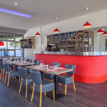 Hotel Restaurant Les Jardins D'Épône מראה חיצוני תמונה