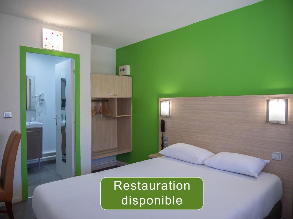 Hotel Restaurant Les Jardins D'Épône מראה חיצוני תמונה